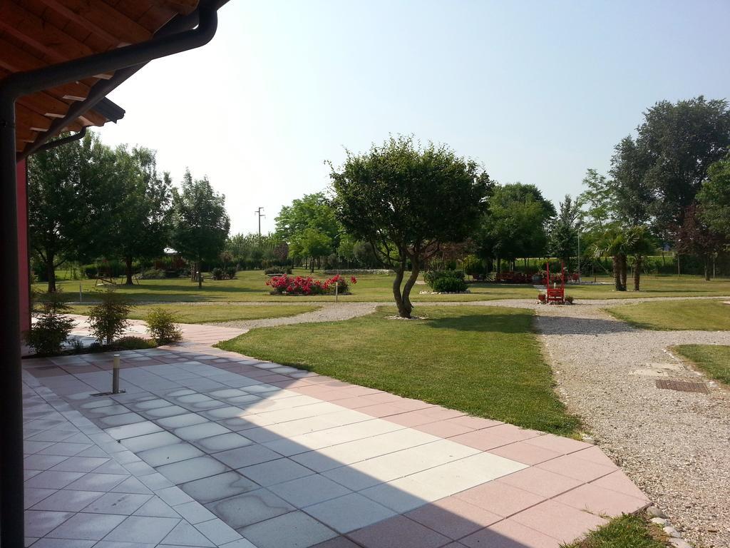 Dogana Vecchia - Hotel & Residence B&B Ristorante & Pizzeria Trivignano Udinese المظهر الخارجي الصورة